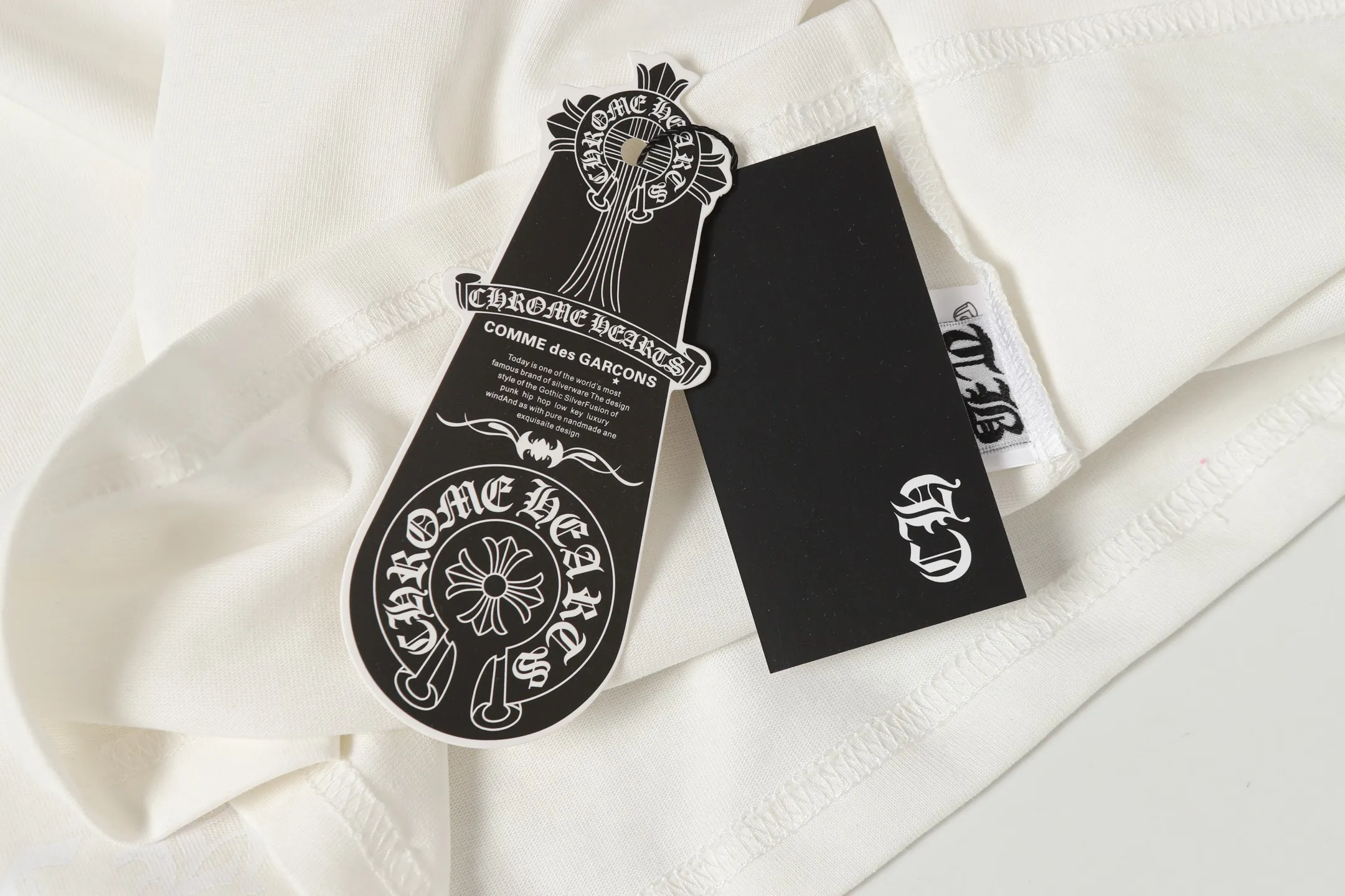 P160 K2143 cross-border model, please do not place an order if you pursue quality. -Chrome Hearts/Chrome Hearts Sanskrit horseshoe printed popular long-sleeved T-shirt -High weight, high density and high quality. The wool is soft, delicate and skin-friendly. It feels soft and silky. It has excellent warmth and skin-friendly properties.